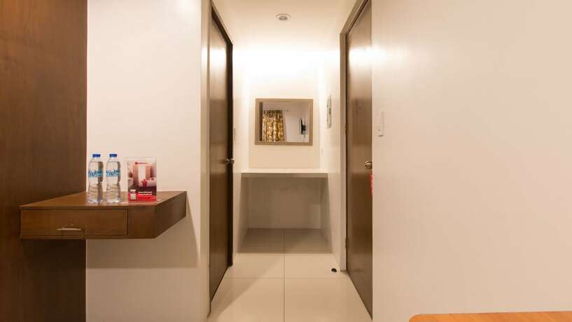 Imagen general del Hotel Reddoorz Plus @ Diola Villamonte Bacolod. Foto 12