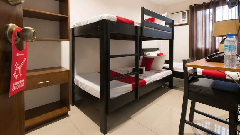 Imagen de la habitación del Hotel Reddoorz Plus @ Diola Villamonte Bacolod. Foto 15