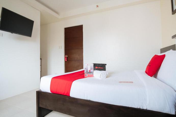 Imagen de la habitación del Hotel Reddoorz Plus @ Evangelista Street Makati. Foto 14