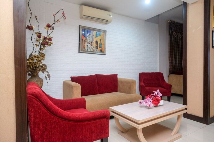 Imagen general del Hotel Reddoorz Plus @ Grand Populer. Foto 2