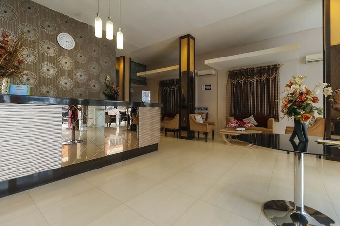 Imagen general del Hotel Reddoorz Plus @ Grand Populer. Foto 1