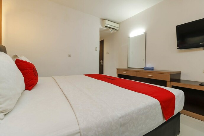 Imagen de la habitación del Hotel Reddoorz Plus @ Grand Populer. Foto 25