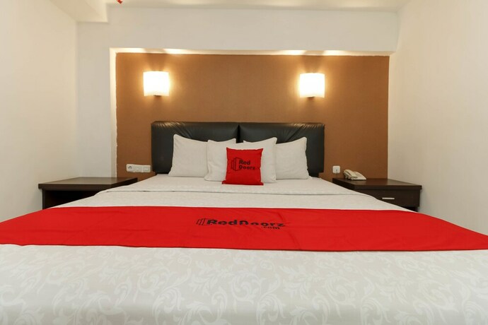 Imagen de la habitación del Hotel Reddoorz Plus @ Grand Populer. Foto 28
