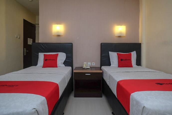 Imagen de la habitación del Hotel Reddoorz Plus @ Grand Populer. Foto 30