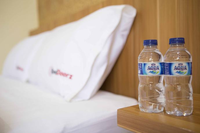 Imagen de la habitación del Hotel Reddoorz Plus @ Guntur Raya Setiabudi. Foto 3