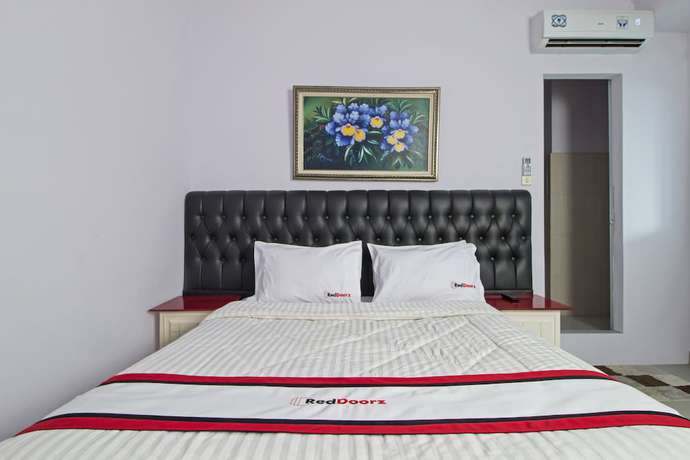 Imagen de la habitación del Hotel Reddoorz Plus @ Guntur Raya Setiabudi. Foto 4