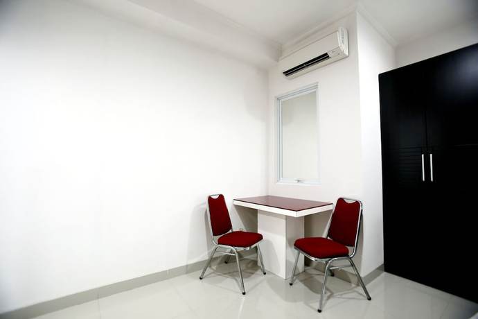 Imagen de la habitación del Hotel Reddoorz Plus @ Guntur Raya Setiabudi. Foto 13