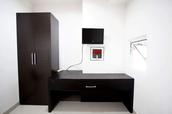 Imagen de la habitación del Hotel Reddoorz Plus @ Guntur Raya Setiabudi. Foto 17