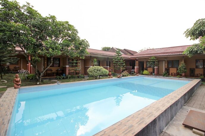 Imagen general del Hotel Reddoorz Plus @ Jalan Damai 2. Foto 9