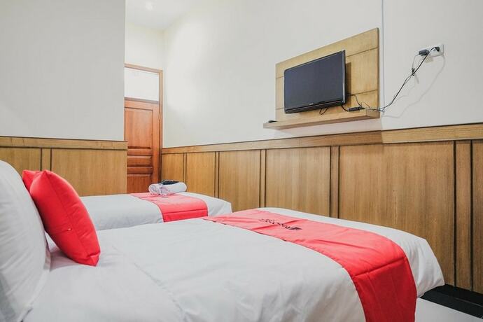 Imagen de la habitación del Hotel Reddoorz Plus @ Jalan Dr. Cipto Mangunkusumo Lampung. Foto 24