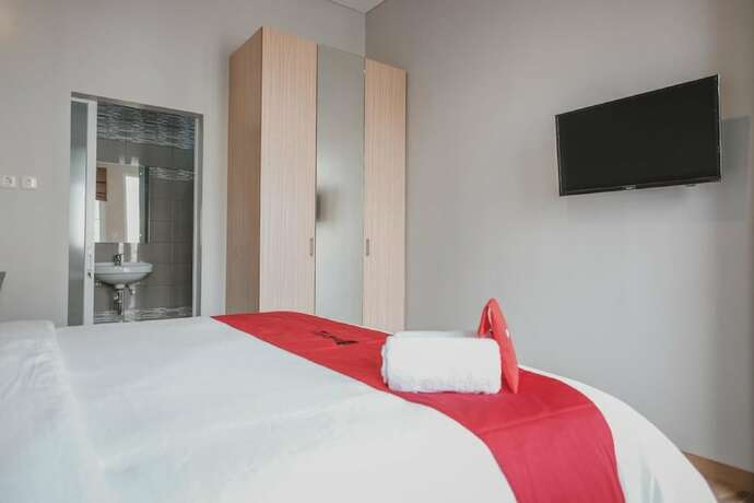 Imagen general del Hotel Reddoorz Plus @ Karet Pedurenan 3. Foto 8