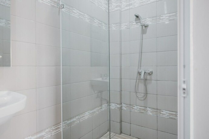 Imagen de la habitación del Hotel Reddoorz Plus @ Karet Pedurenan 3. Foto 24