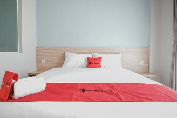 Imagen de la habitación del Hotel Reddoorz Plus @ Karet Pedurenan 3. Foto 25