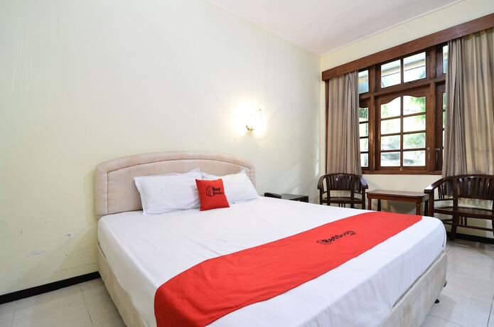 Imagen general del Hotel Reddoorz Plus @ Laweyan. Foto 6