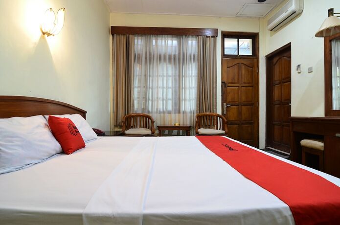 Imagen de la habitación del Hotel Reddoorz Plus @ Laweyan. Foto 26