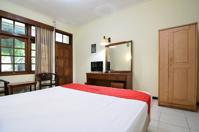 Imagen de la habitación del Hotel Reddoorz Plus @ Laweyan. Foto 31