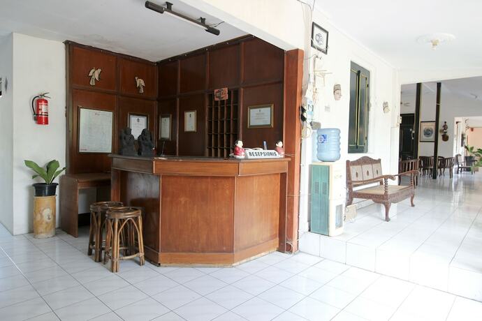 Imagen general del Hotel Reddoorz Plus Near Alun Alun Selatan 2. Foto 13