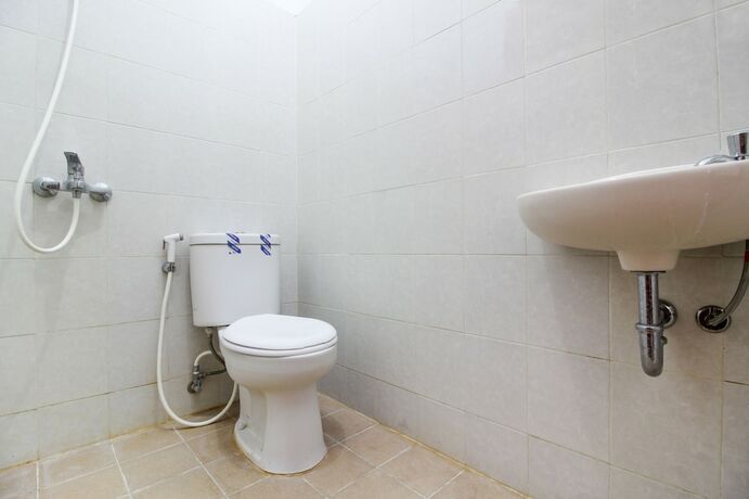 Imagen general del Hotel Reddoorz Plus Near Alun Alun Selatan. Foto 10