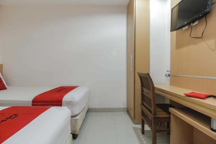 Imagen de la habitación del Hotel Reddoorz Plus Near Galaxy Bekasi. Foto 4