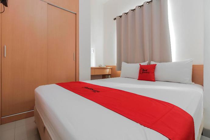 Imagen general del Hotel Reddoorz Plus Near Galaxy Bekasi. Foto 2