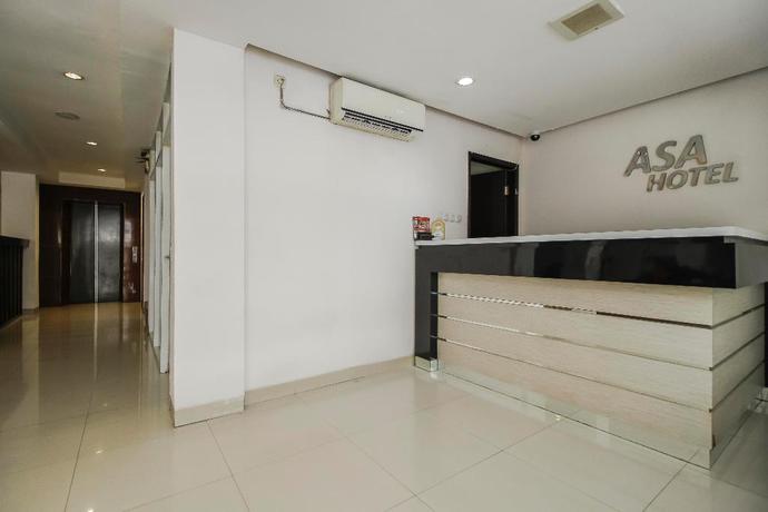 Imagen de los interiores del Hotel Reddoorz Plus Near Galaxy Bekasi. Foto 19