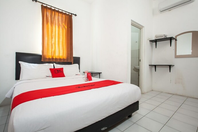 Imagen general del Hotel Reddoorz Plus Near Galaxy Mall. Foto 1