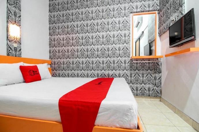 Imagen de la habitación del Hotel Reddoorz Plus Near Hartono Mall. Foto 13