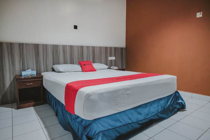 Imagen de la habitación del Hotel Reddoorz Plus Near Jambi Prima Mall. Foto 6