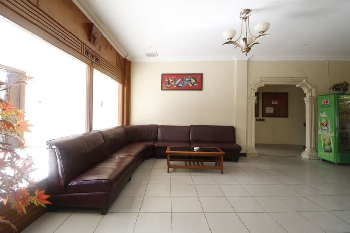 Imagen de los interiores del Hotel Reddoorz Plus Near Jambi Prima Mall. Foto 18