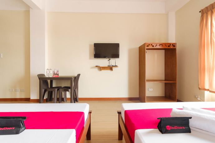 Imagen de la habitación del Hotel Reddoorz Plus Near Johnson and Johnson Paranaque. Foto 9