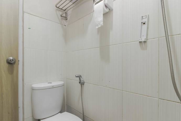 Imagen de la habitación del Hotel Reddoorz Plus Near Lippo Cikarang Mall. Foto 5