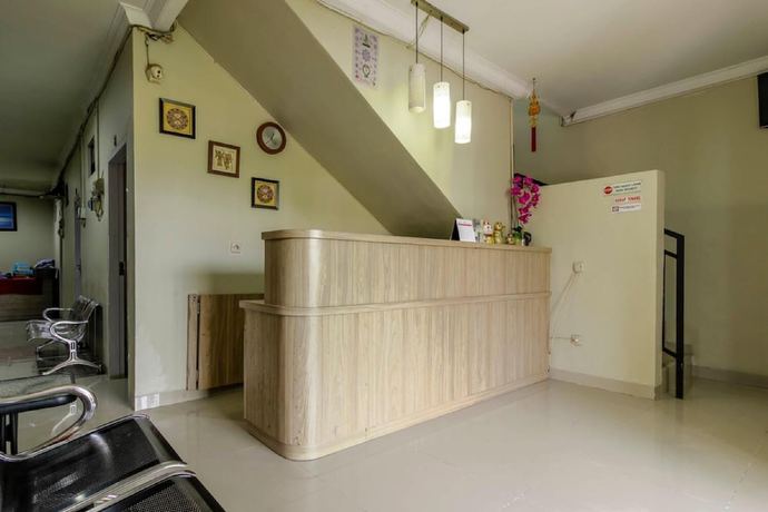 Imagen de los interiores del Hotel Reddoorz Plus Near Lippo Cikarang Mall. Foto 13
