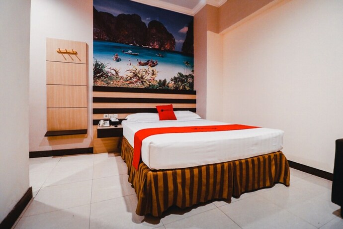 Imagen de la habitación del Hotel Reddoorz Plus Near Makassar Town Square. Foto 13
