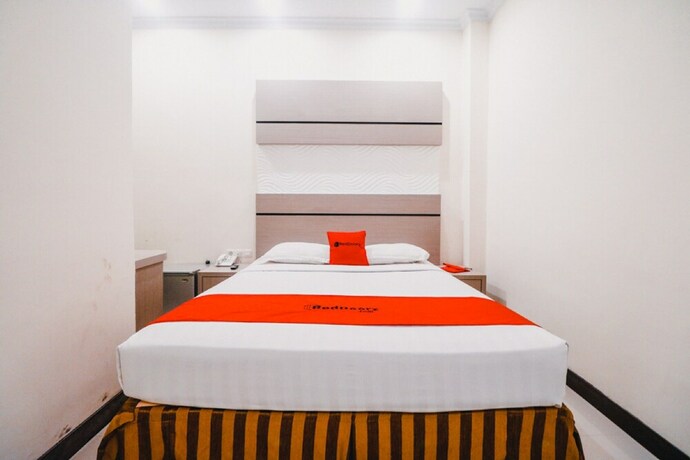 Imagen de la habitación del Hotel Reddoorz Plus Near Makassar Town Square. Foto 15