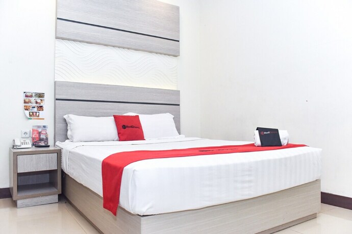 Imagen de la habitación del Hotel Reddoorz Plus Near Makassar Town Square. Foto 25