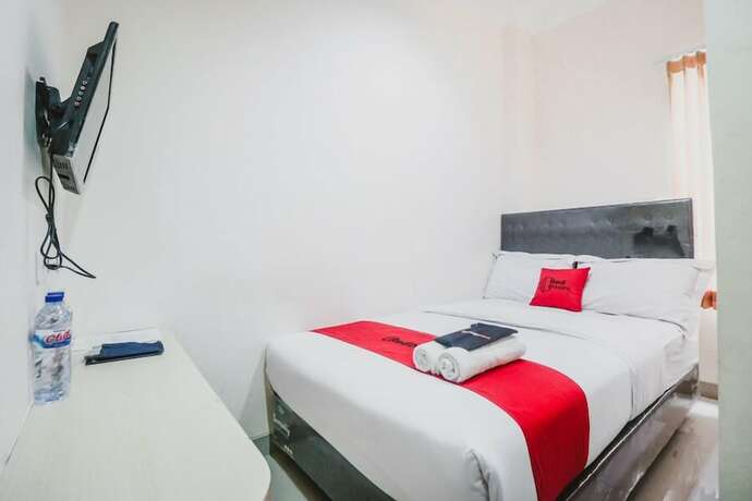 Imagen general del Hotel Reddoorz Plus Near Mall Ciputra Jakarta. Foto 1