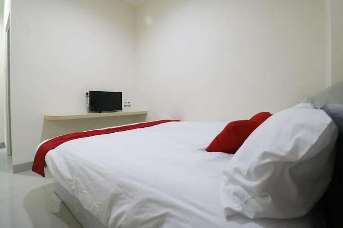 Imagen general del Hotel Reddoorz Plus Near Mall Ciputra Jakarta. Foto 3