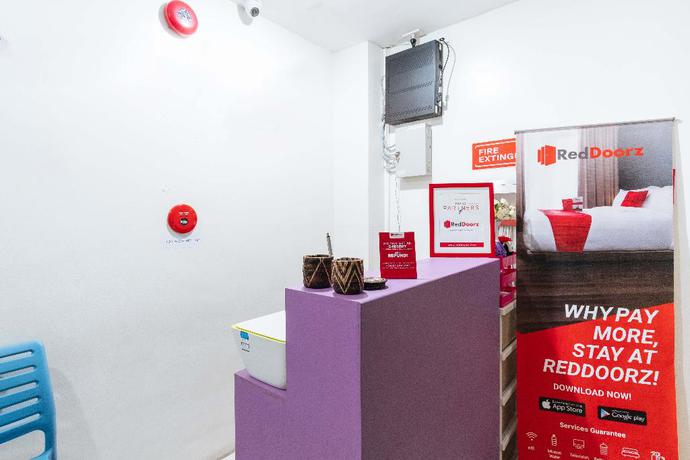 Imagen de los interiores del Hotel Reddoorz Plus Near Robinsons Place Manila. Foto 15