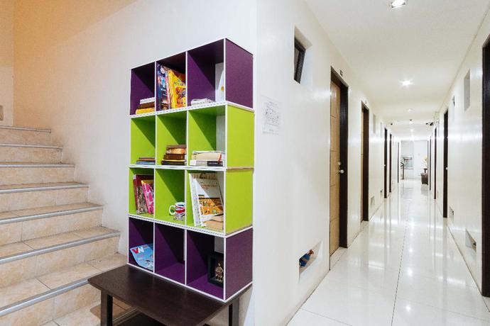 Imagen de los interiores del Hotel Reddoorz Plus Near Robinsons Place Manila. Foto 18