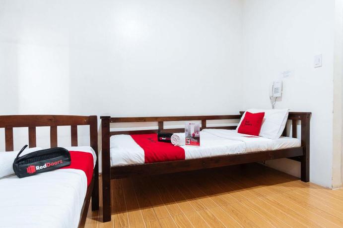 Imagen de la habitación del Hotel Reddoorz Plus Near Robinsons Place Manila. Foto 6