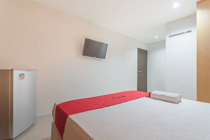 Imagen de la habitación del Hotel Reddoorz Plus Near Sepinggan Airport 3. Foto 17
