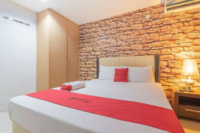 Imagen de la habitación del Hotel Reddoorz Plus Near Sepinggan Airport 3. Foto 18