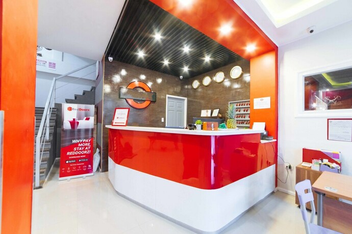 Imagen de los interiores del Hotel Reddoorz Plus Near Sm Lanang Davao. Foto 28