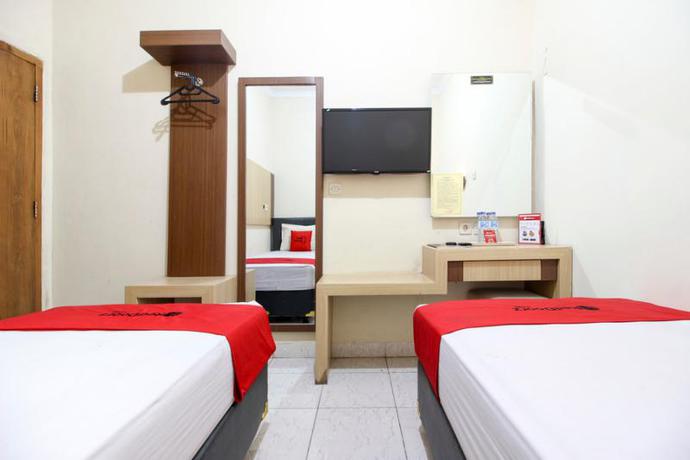 Imagen general del Hotel Reddoorz Plus Near Stadion Mandala Krida. Foto 3