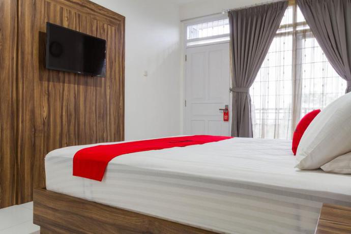 Imagen de la habitación del Hotel Reddoorz Plus Near Sukajadi 2. Foto 13
