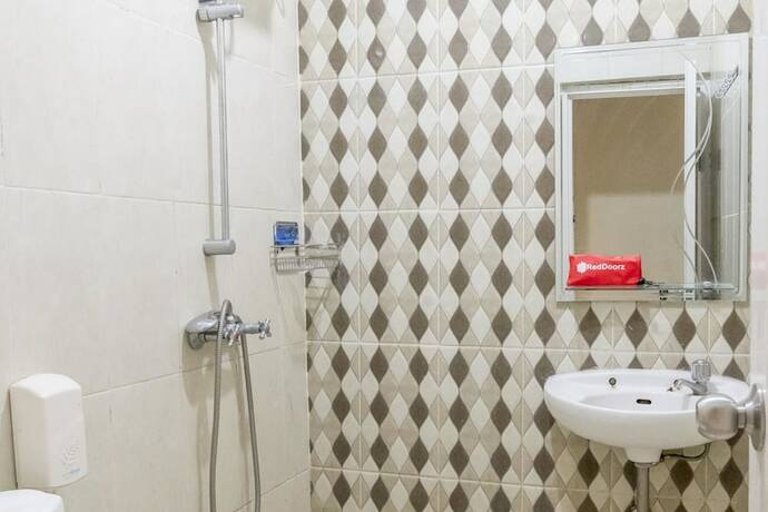 Imagen general del Hotel Reddoorz Plus Near Tambun Station. Foto 4