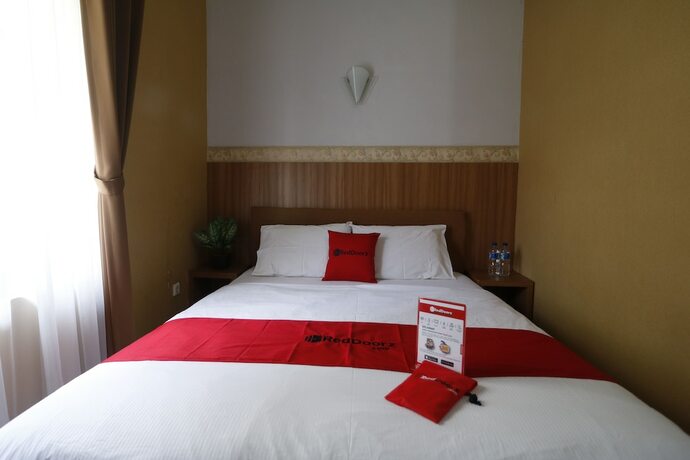 Imagen general del Hotel Reddoorz Plus Near Undip Tembalang. Foto 2