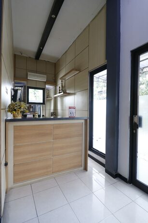 Imagen general del Hotel Reddoorz Plus Near Undip Tembalang. Foto 5