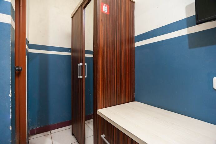 Imagen general del Hotel Reddoorz Plus Near Universitas Indonesia. Foto 5