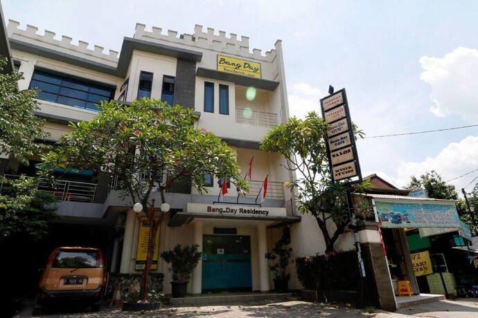 Imagen general del Hotel Reddoorz Plus Near Universitas Indonesia. Foto 1